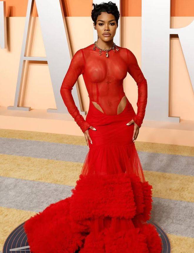 原創(chuàng)女演員緹雅娜觀戰(zhàn)全明星！前夫是香波特 離婚時分走4棟超千萬房產(chǎn)