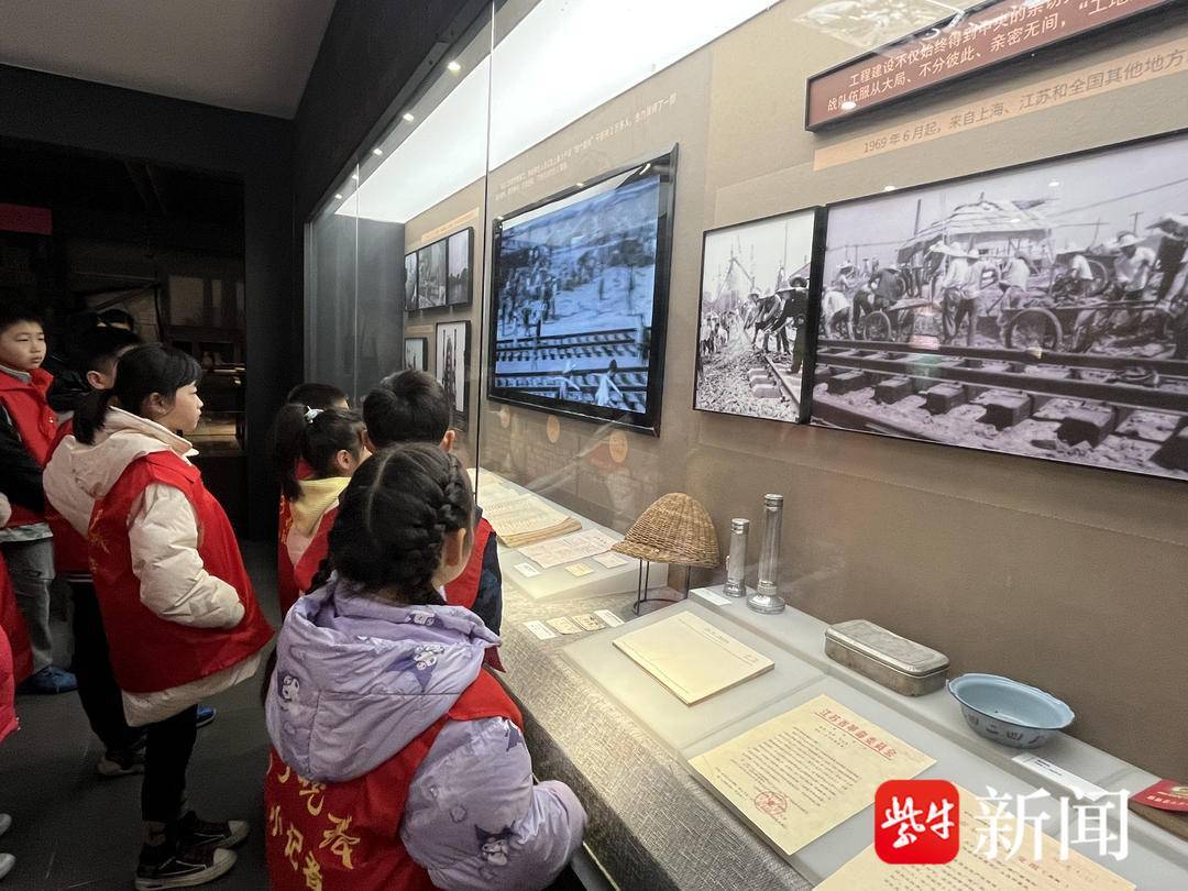 硬核鋼鐵遇上詩意旅游揚(yáng)子小記者采風(fēng)梅鋼工業(yè)文化旅游區(qū)