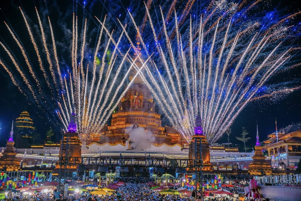 春節(jié)假期，西雙版納依托熱帶風(fēng)情迎來旅游高峰