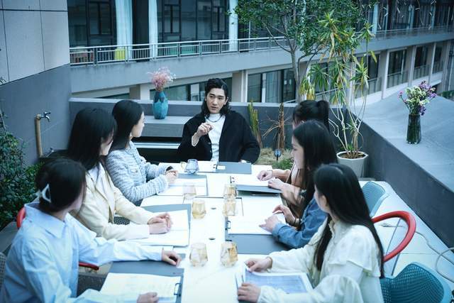 男友PUA、上司侮辱、幫手背叛！《消失的證據(jù)》把女性困境拍碎了