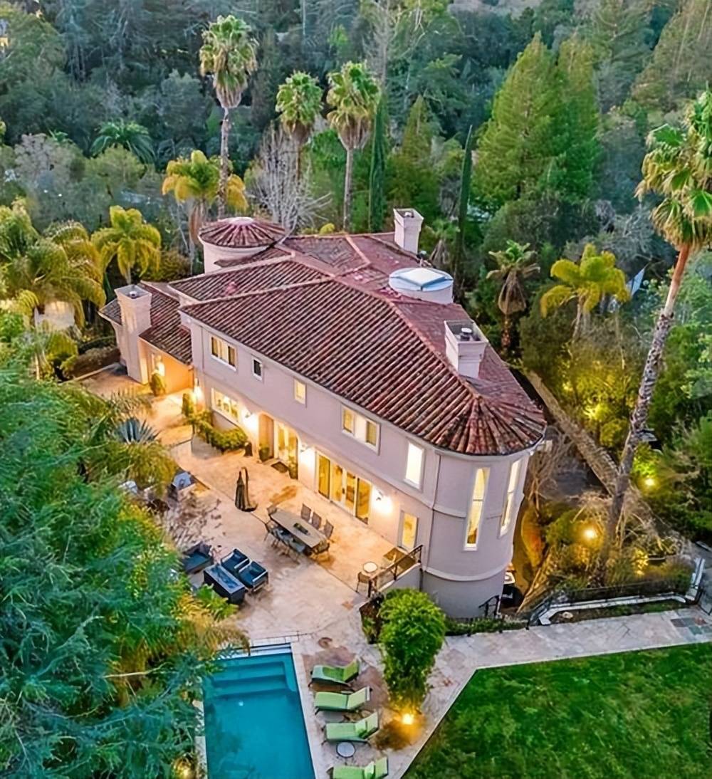 原創(chuàng)美國那么亂，富豪為何不移民東方？明明治安更好，背后真相太現(xiàn)實(shí)