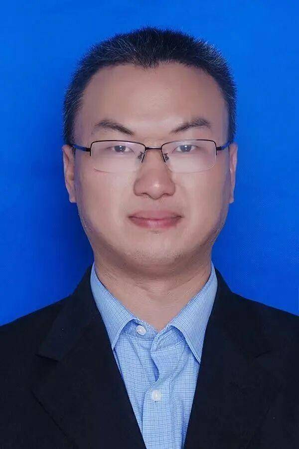 嚴(yán)德天、郭上江已任中國(guó)地質(zhì)大學(xué)（武漢）校長(zhǎng)助理