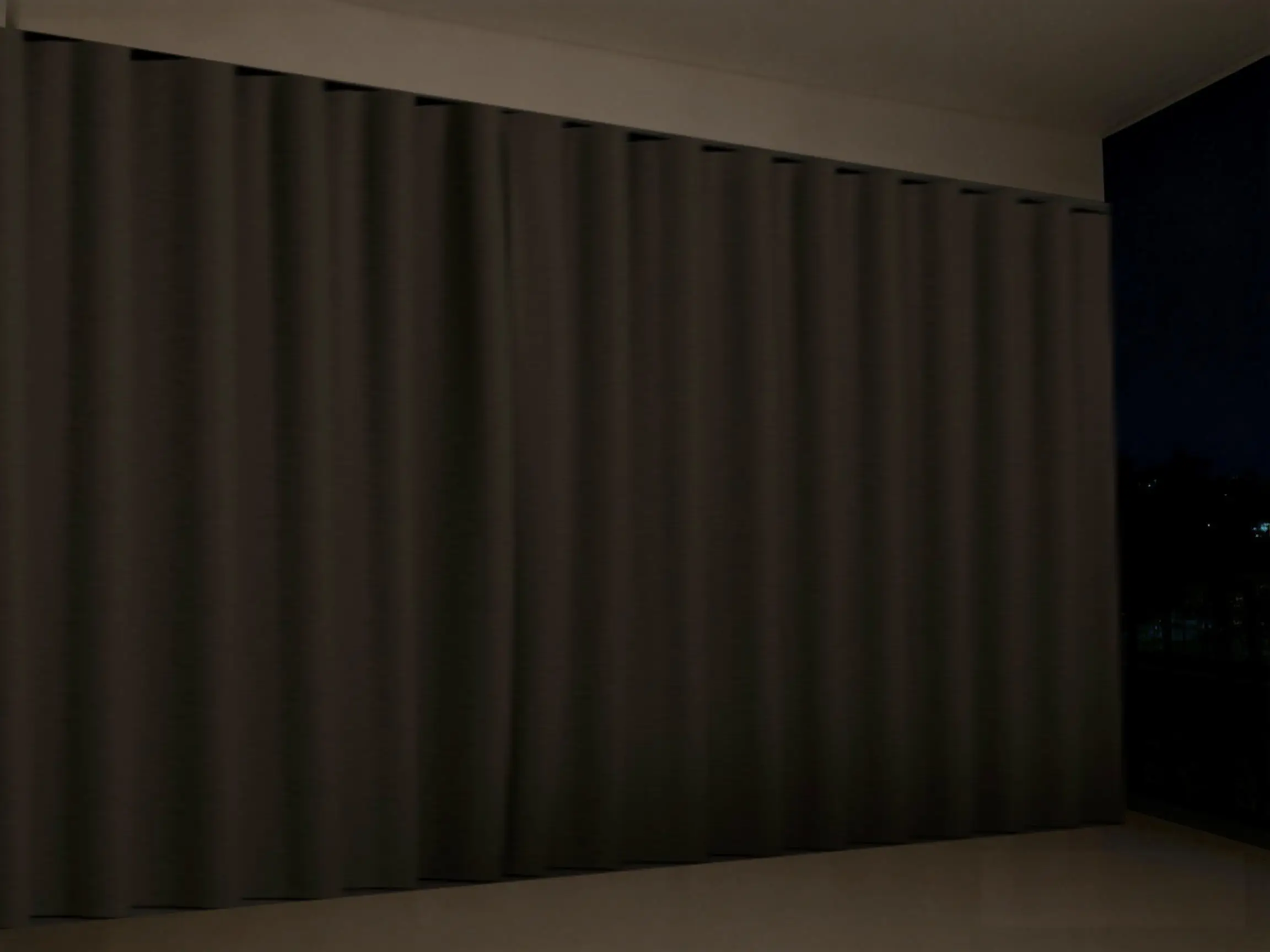 從“韓折”到“中波簾”：窗簾形態(tài)進化對比，誰才是“飄窗窗簾全遮光”的最終答案？