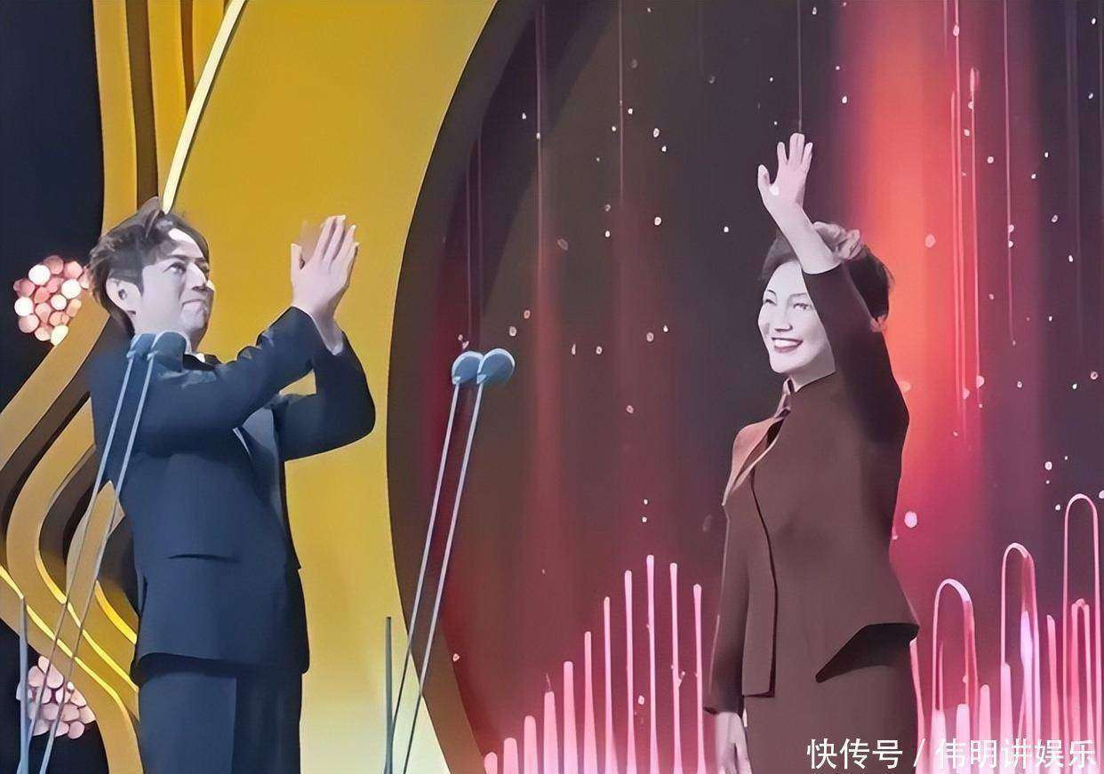 原創(chuàng)前央視主播海霞以河南大學(xué)學(xué)術(shù)副校長身份發(fā)言