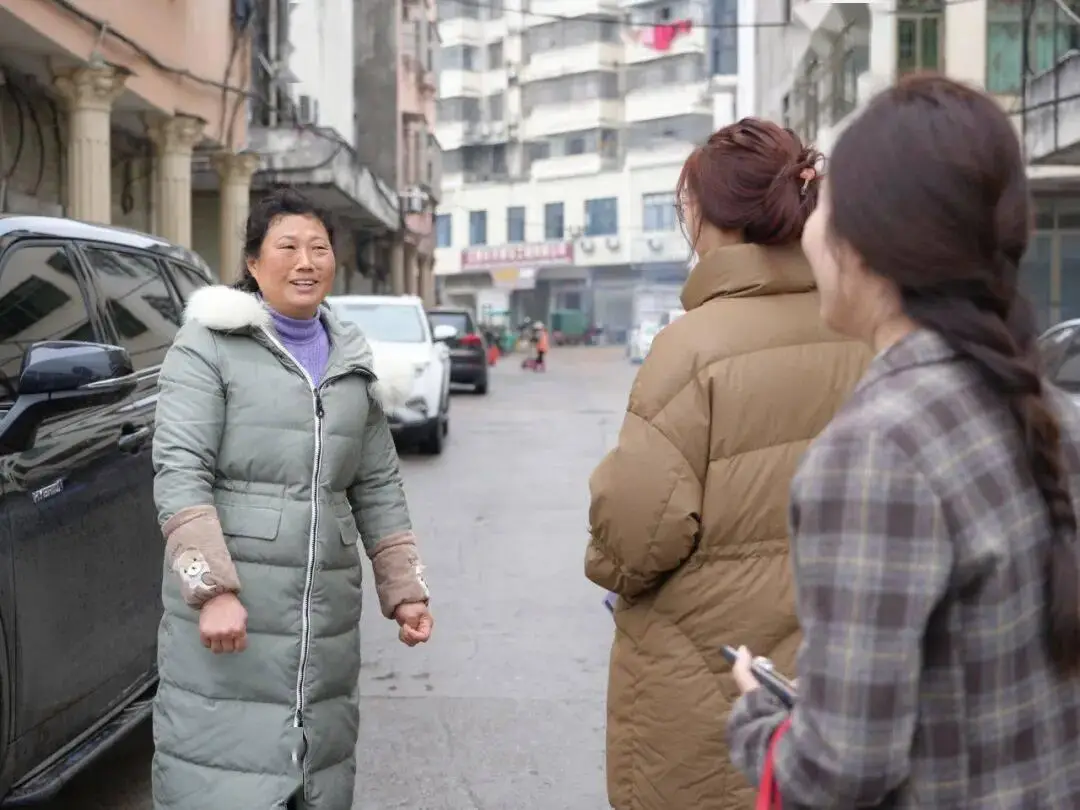 土地被“鎖死”，105本房產(chǎn)證“懸空”五年，誰把這盤“死棋”走活了？