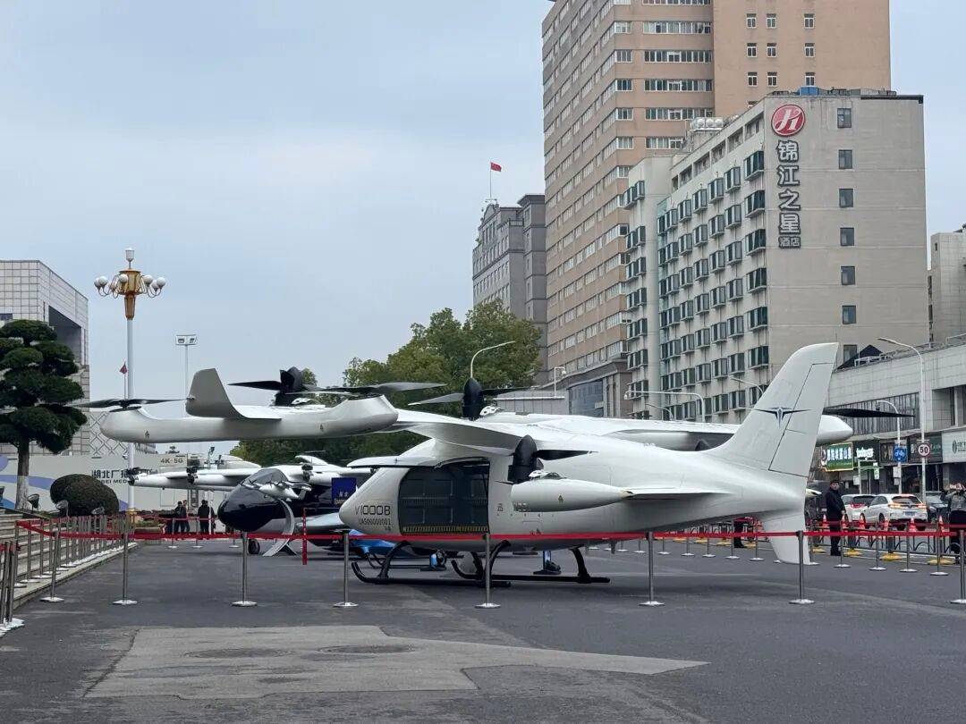 剛剛，飛行汽車現身武漢！