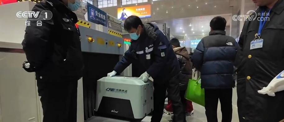 透過“科技旅拍”“電子年貨”“冰雪+寵物”解鎖春節(jié)消費新亮點