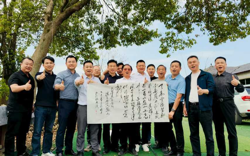 扎根人民 書(shū)法“五進(jìn)”——曾昭才先生的藝術(shù)堅(jiān)守與人民情懷