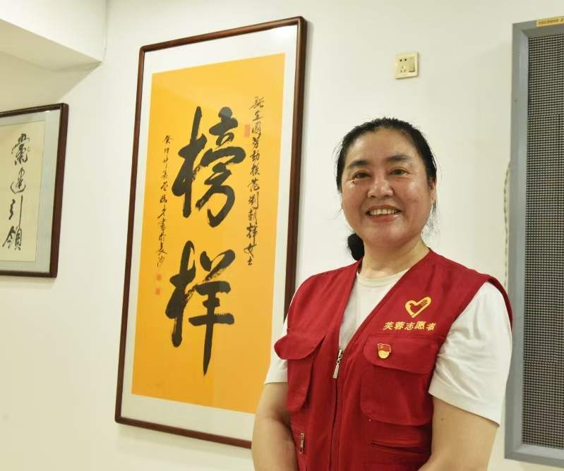 扎根人民 書(shū)法“五進(jìn)”——曾昭才先生的藝術(shù)堅(jiān)守與人民情懷