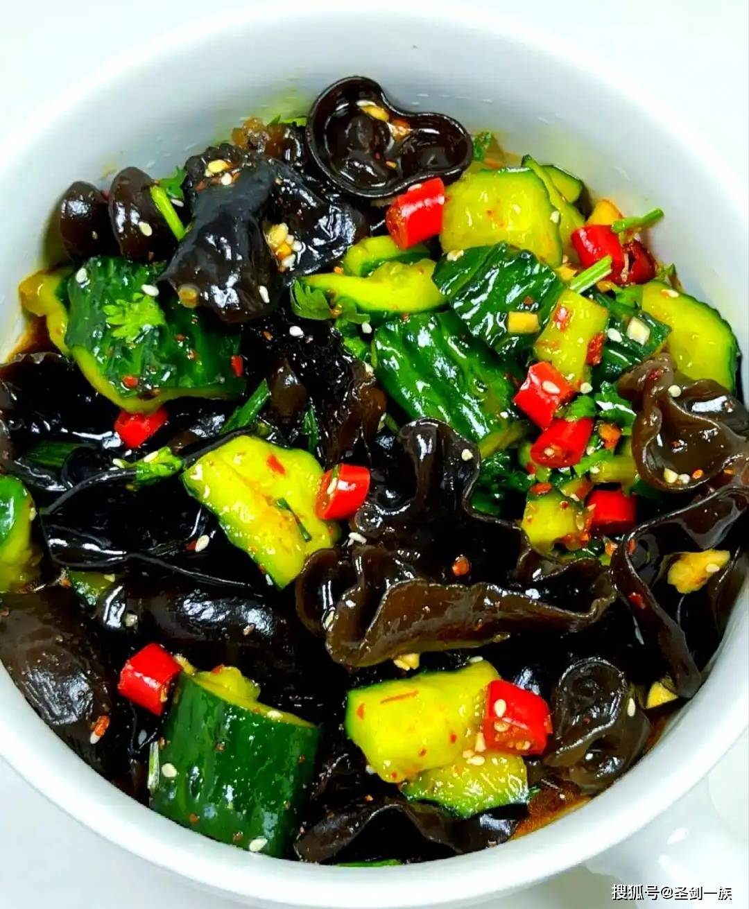 正月減肥最猛的8道菜譜，愛美人士定期吃，加速脂肪燃燒，效果好