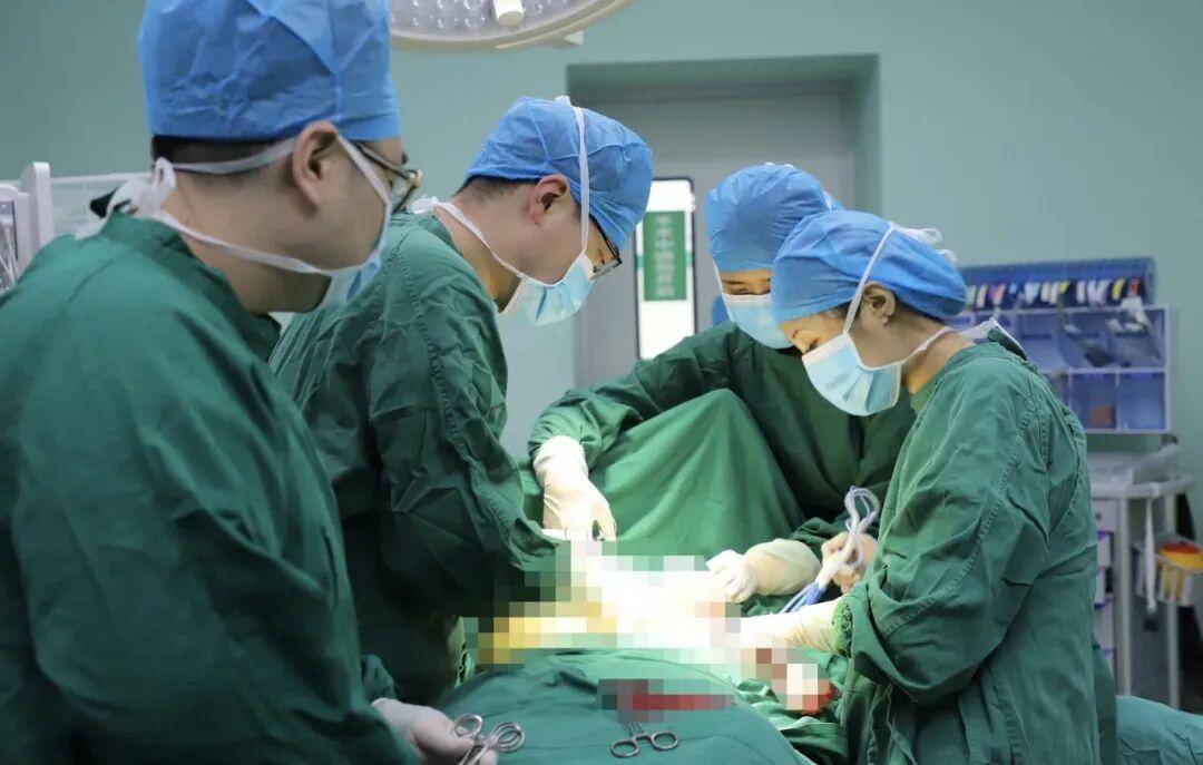 臨沂市腫瘤醫(yī)院乳腺科一病區(qū)孔令禹：在毫厘之間重建女性生命之美