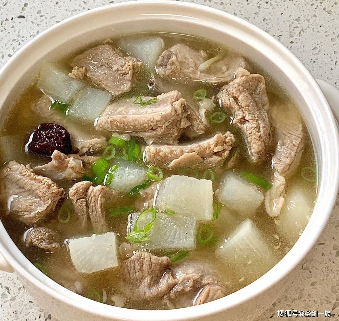 正月減肥最猛的8道菜譜，愛美人士定期吃，加速脂肪燃燒，效果好