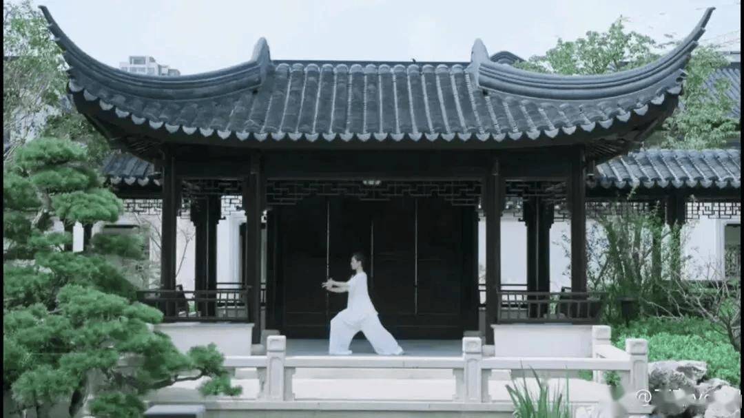 女性“最佳體重”已公布，不是100斤，而是這個數(shù)，越接近越年輕健康！