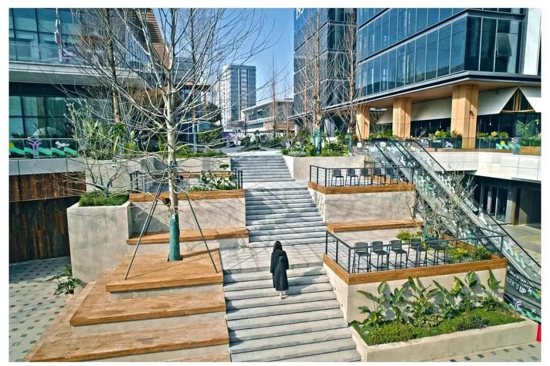 保租房、萬(wàn)象天地、“天空之城”……成都TOD最新消息來(lái)啦→