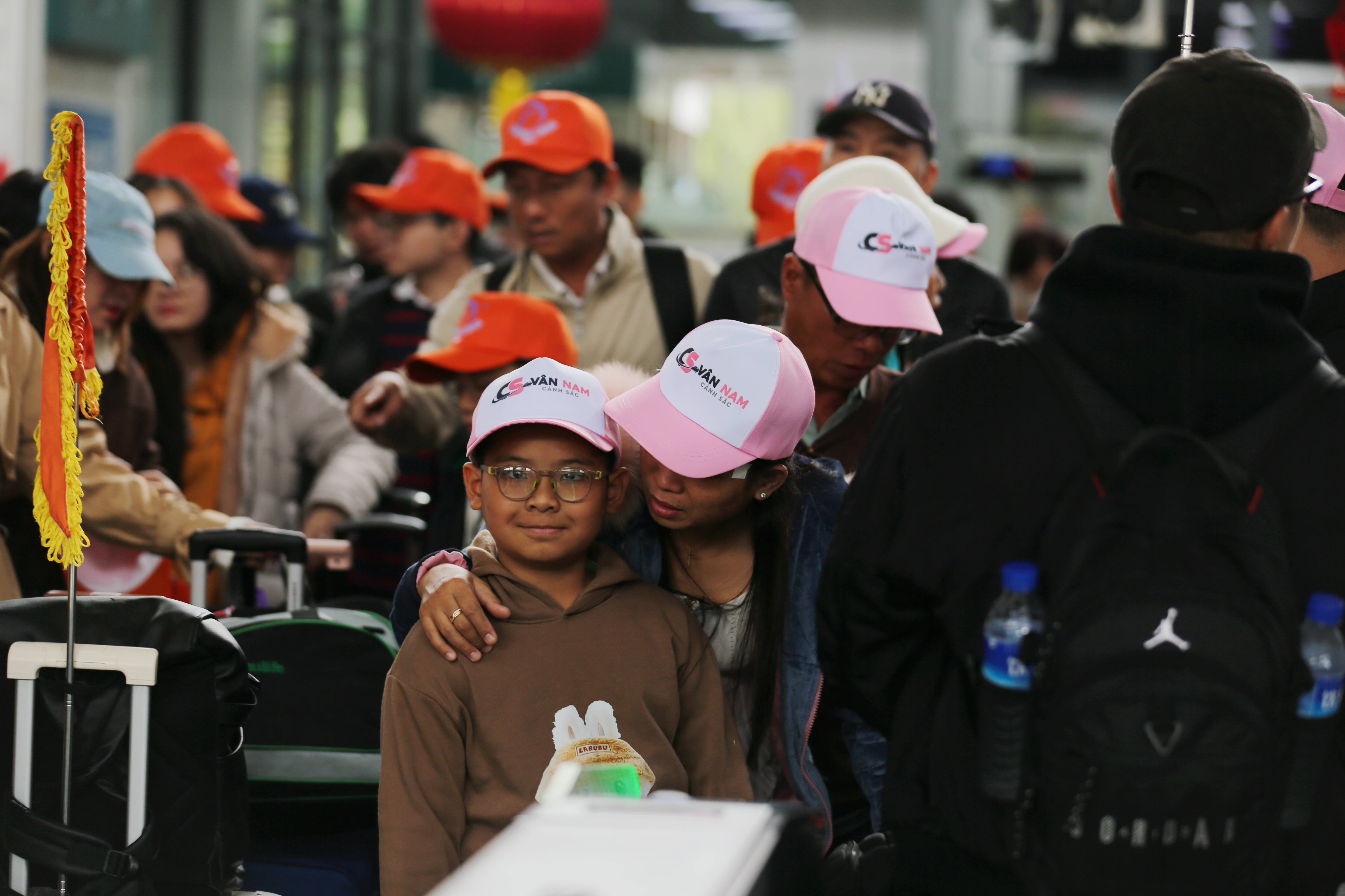 賞花觀鷗、逛古城、爬雪山……越南游客在云南掀起入境旅游熱潮