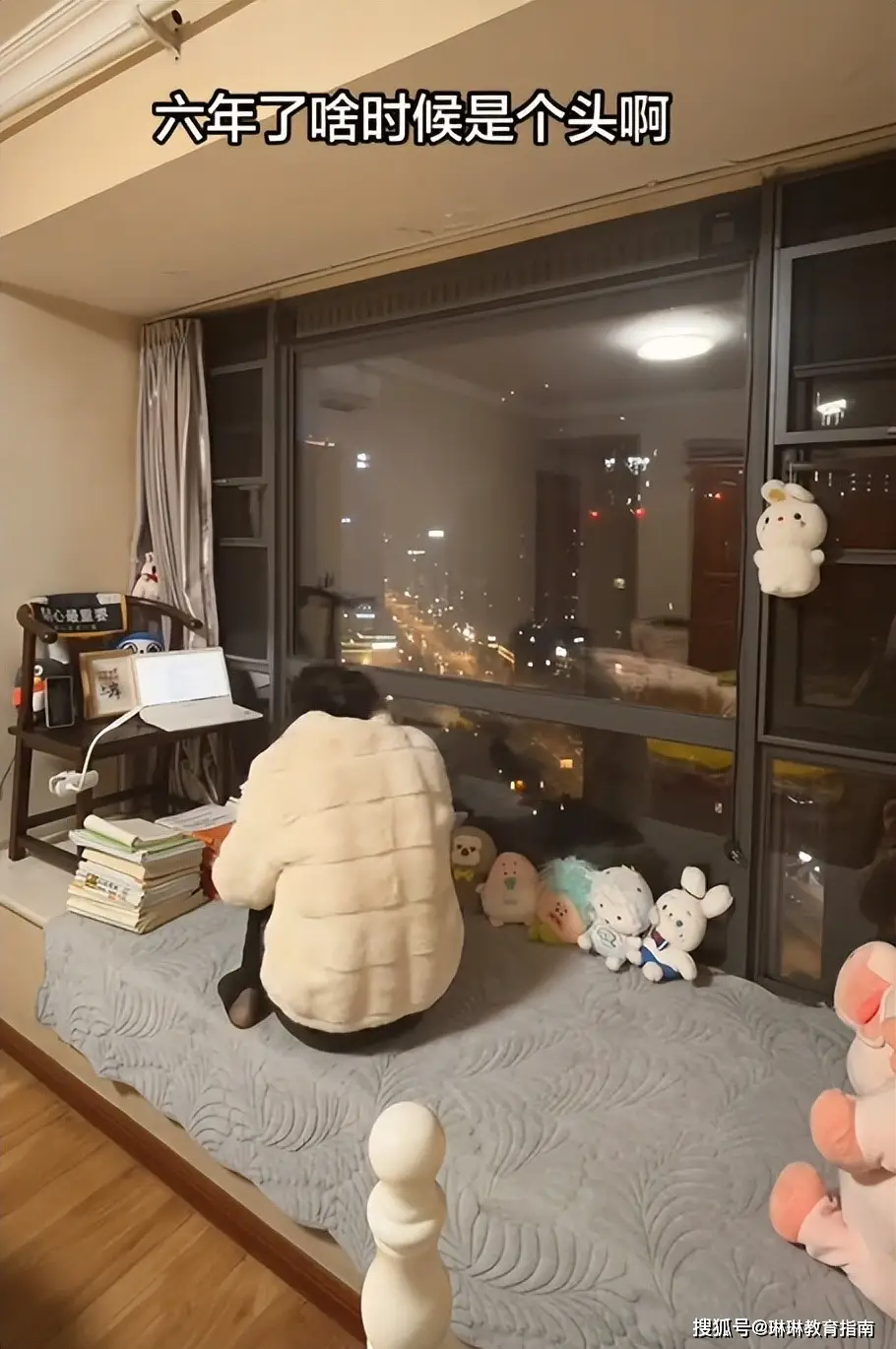 原創(chuàng)“考研6年，卻敗給了一條黑褲襪”，90后女生活成研王爺，一邊后悔一邊啃老