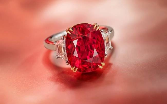 軒?kù)`珠寶收藏10克拉絕礦Winza無(wú)燒紅寶石，締造頂級(jí)珠寶收藏新標(biāo)桿