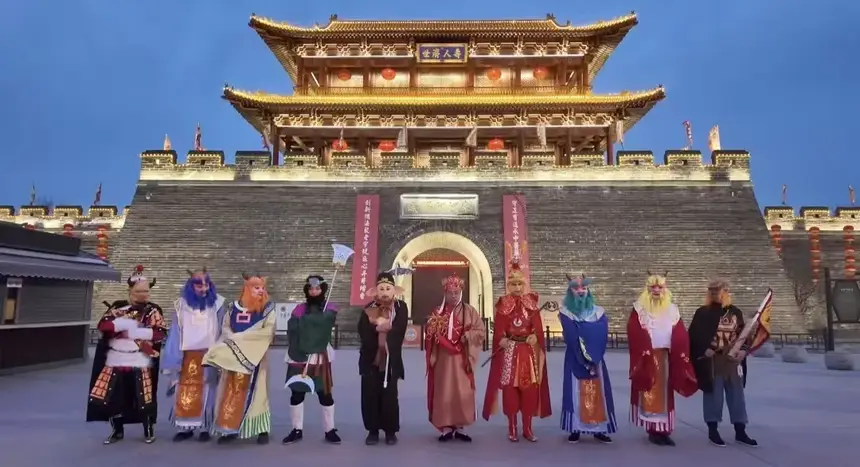 非遺花燈?膠香迎春——東阿中醫(yī)藥文化旅游區(qū)春節(jié)活動(dòng)引爆熱潮