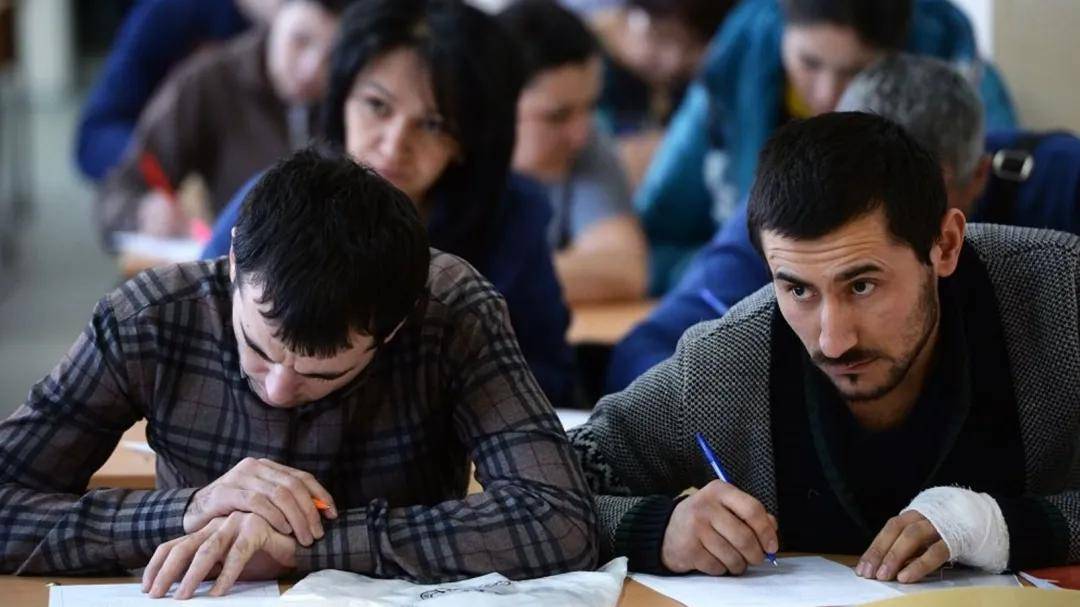 原創(chuàng)去留學(xué)旅游就會被“拉壯丁”？在俄羅斯的中國人要注意了！