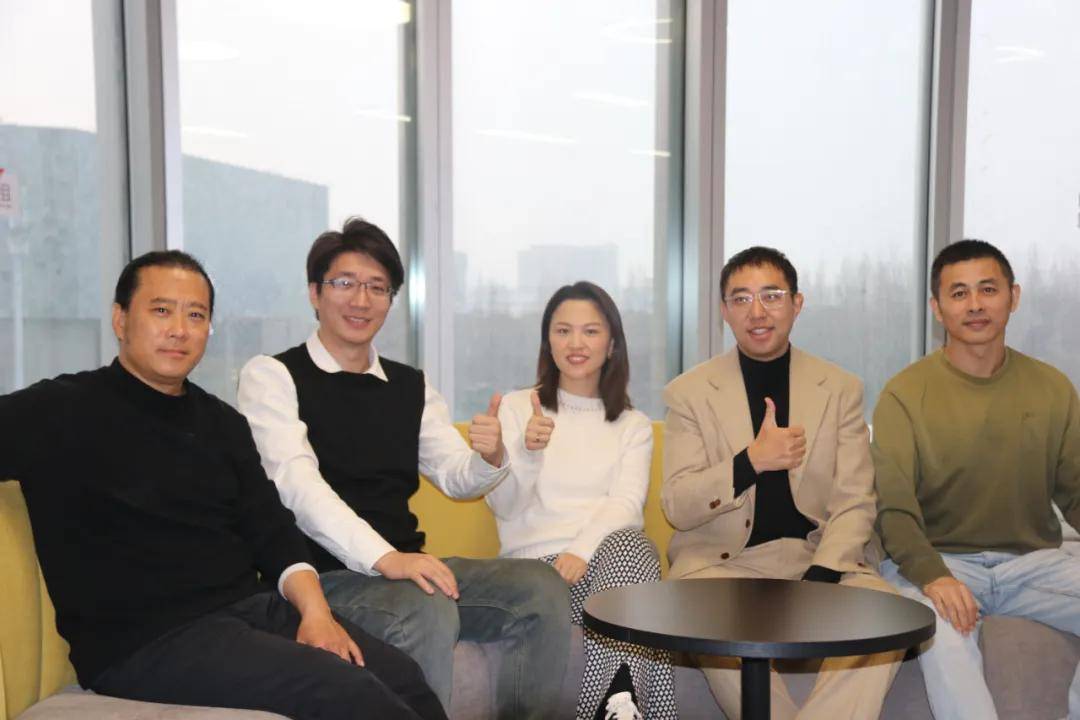 租賃開(kāi)始跑通人形機(jī)器人落地第一公里