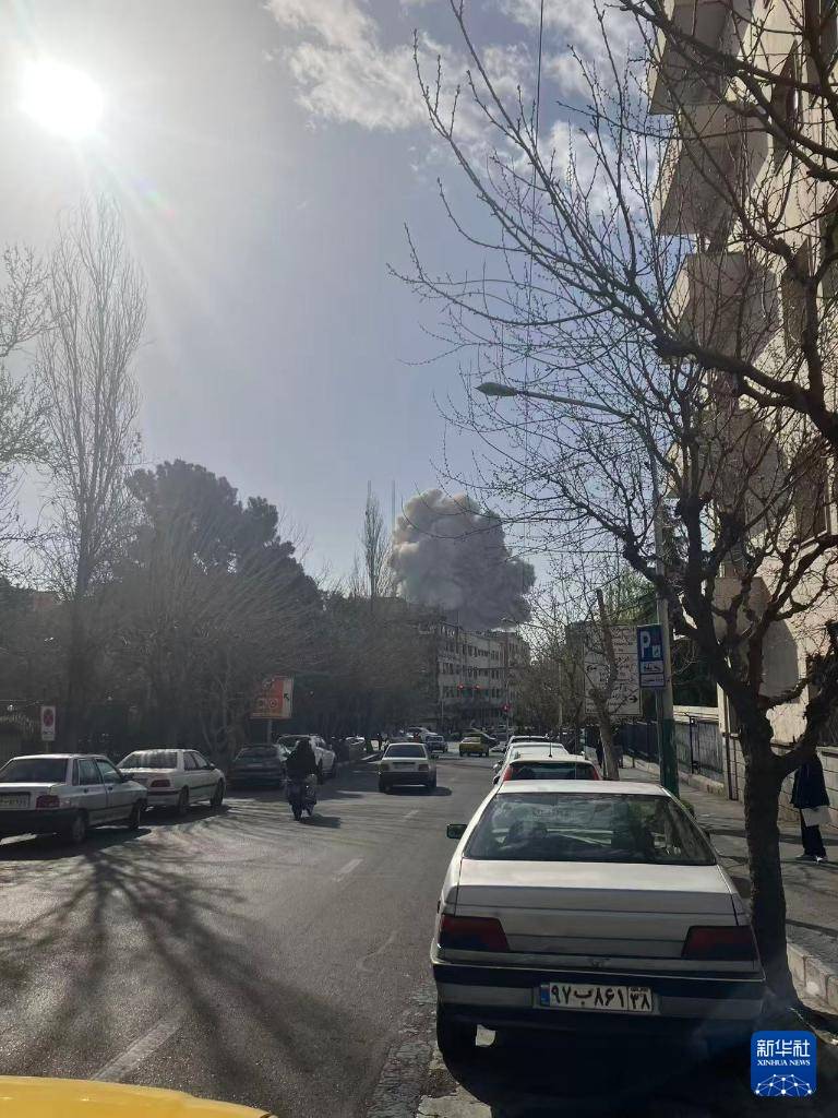 伊朗德黑蘭大學(xué)附近襲擊現(xiàn)場