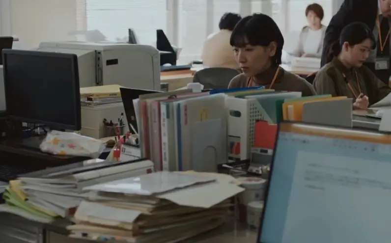 受氣的攜程客服崗擠滿了海歸留學(xué)生？“比普華永道工資高、低門檻拿大廠編制”