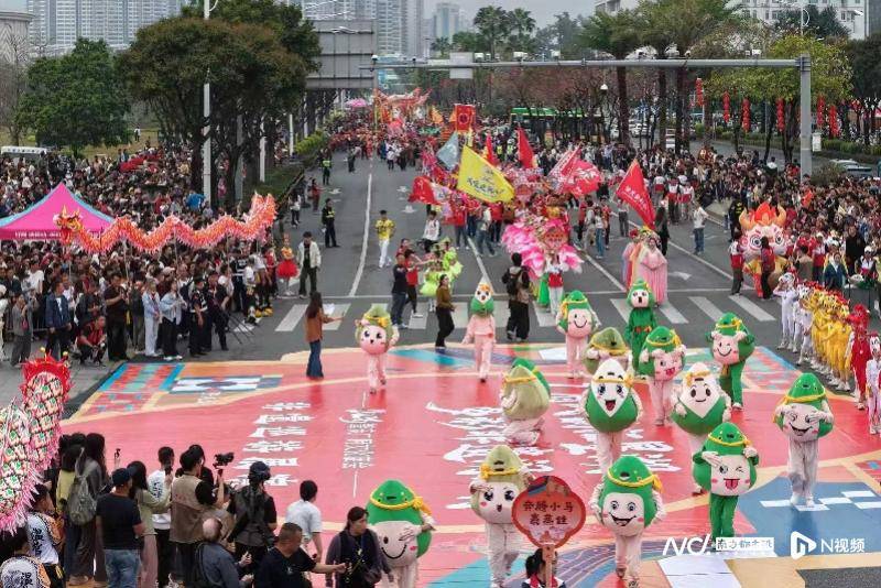 馬年新韻：肇慶廣府廟會(huì)非遺巡游啟幕，AI科技潮范鬧元宵
