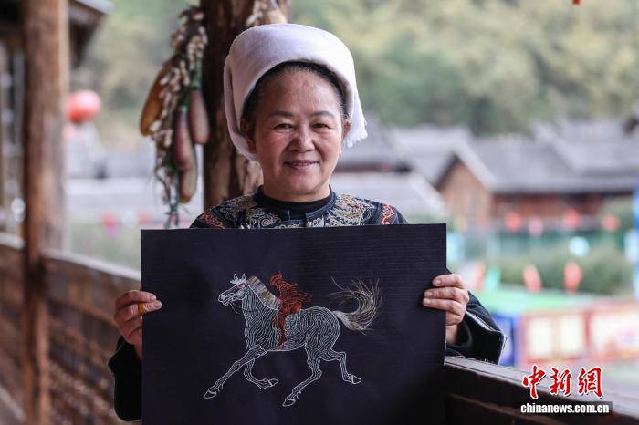 （新春走基層）探訪中國刺繡的“活化石”——水族馬尾繡制作技藝