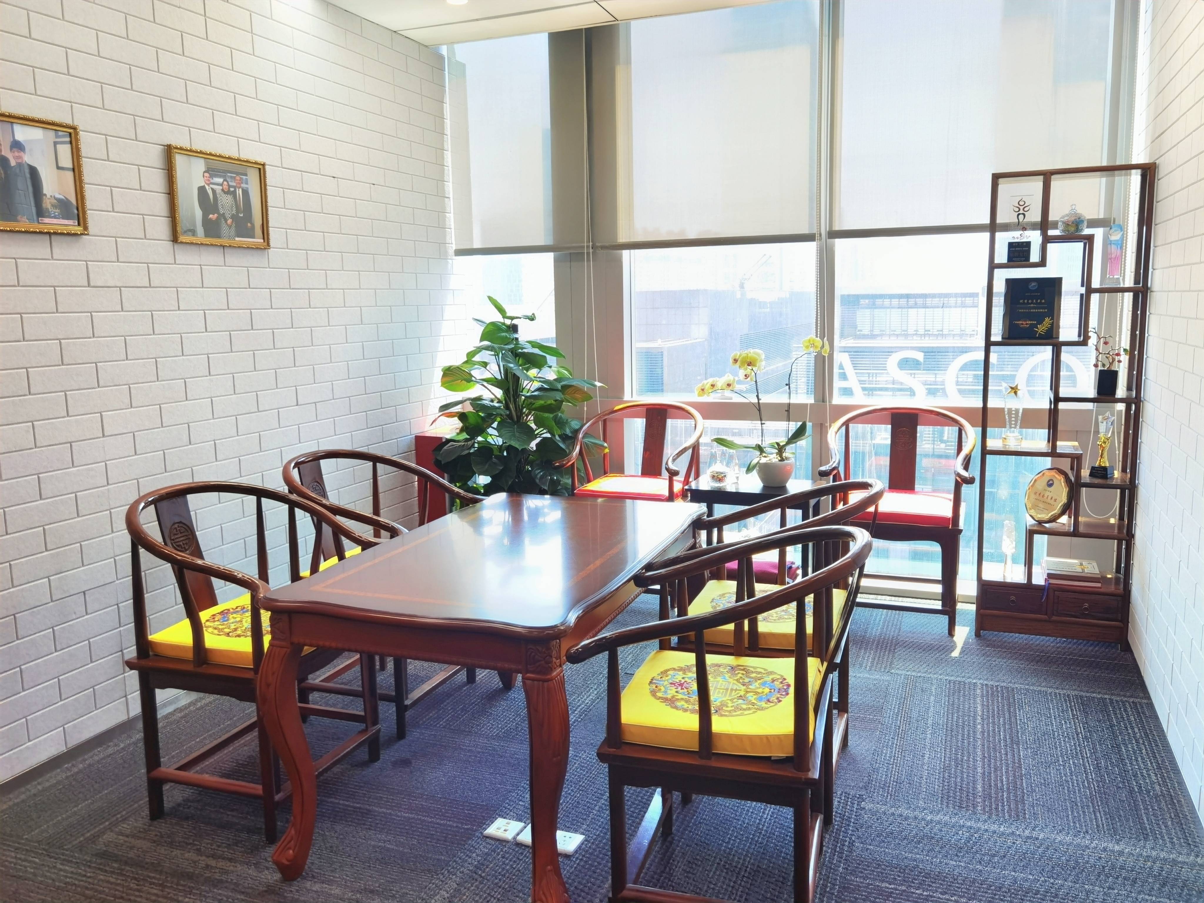 提煉性價比高的移民公司，分析移民公司服務選擇多少錢