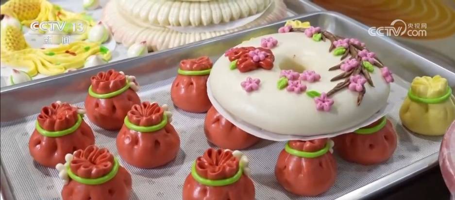 指尖技藝“蒸”出紅火年味 特色美食撬動鄉(xiāng)村振興大產(chǎn)業(yè)