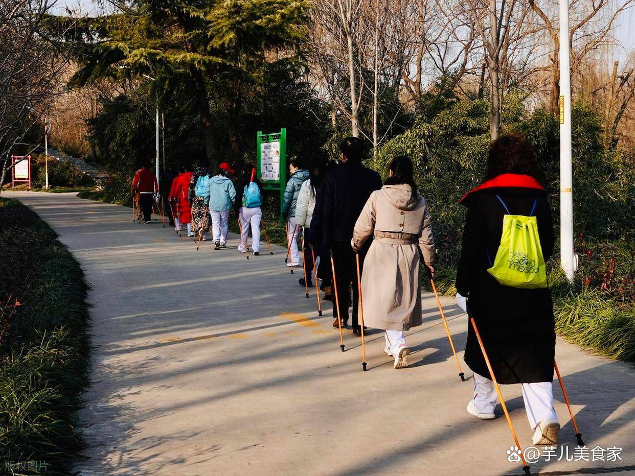 原創(chuàng)正月十五鬧元宵！千年習(xí)俗+經(jīng)典美食，這才是中國年的圓滿