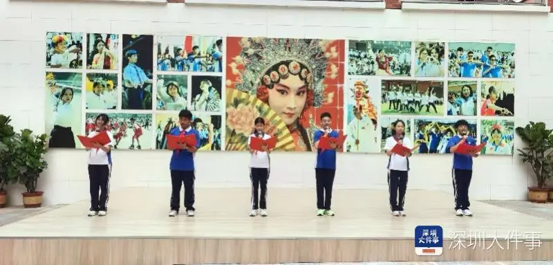 我們開學(xué)啦！東湖中學(xué)兩校區(qū)隆重舉行2026年春季開學(xué)典禮