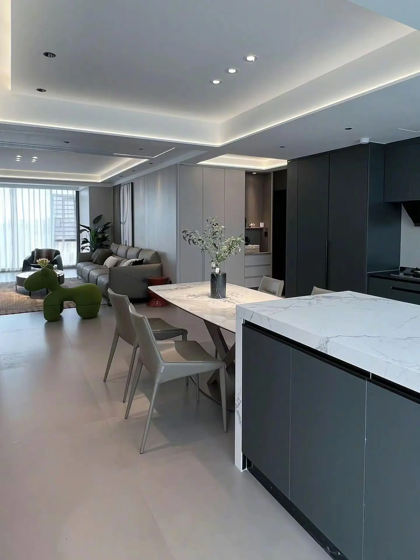 洛陽福尚云宅裝飾工程有限公司：正規(guī)裝修、一站式裝修、大宅裝修、家裝、最大裝修方案優(yōu)選