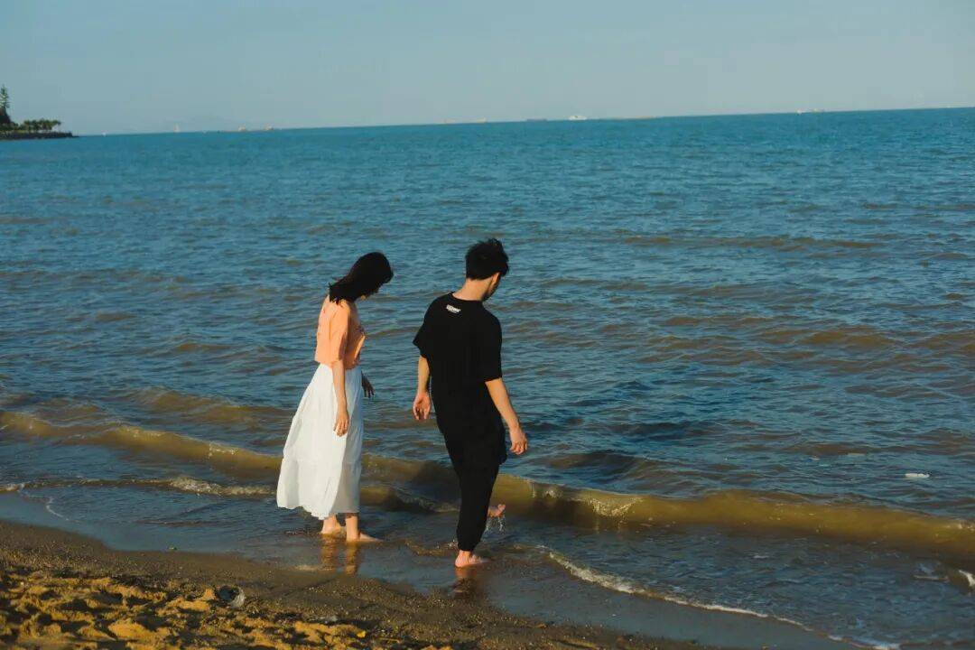 原創(chuàng)00后主動相親、知識女性要彩禮……年輕人婚戀觀又變了