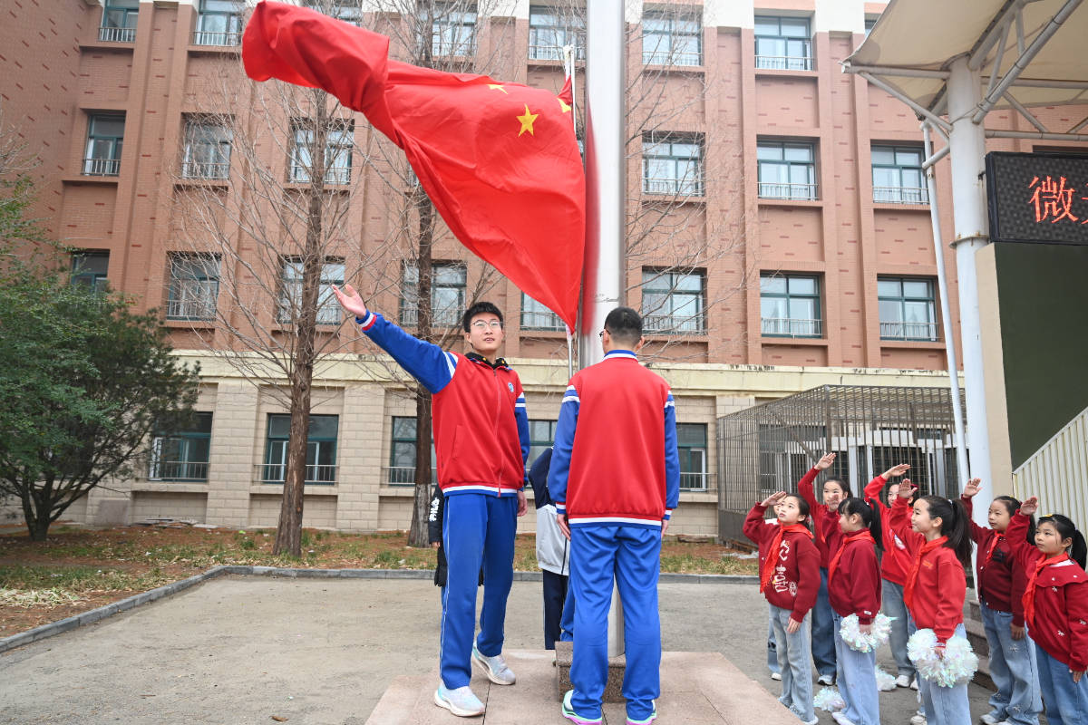 燃動開學(xué)季！濟(jì)南市中區(qū)錦華學(xué)校用活力舞蹈拉開新學(xué)期序幕