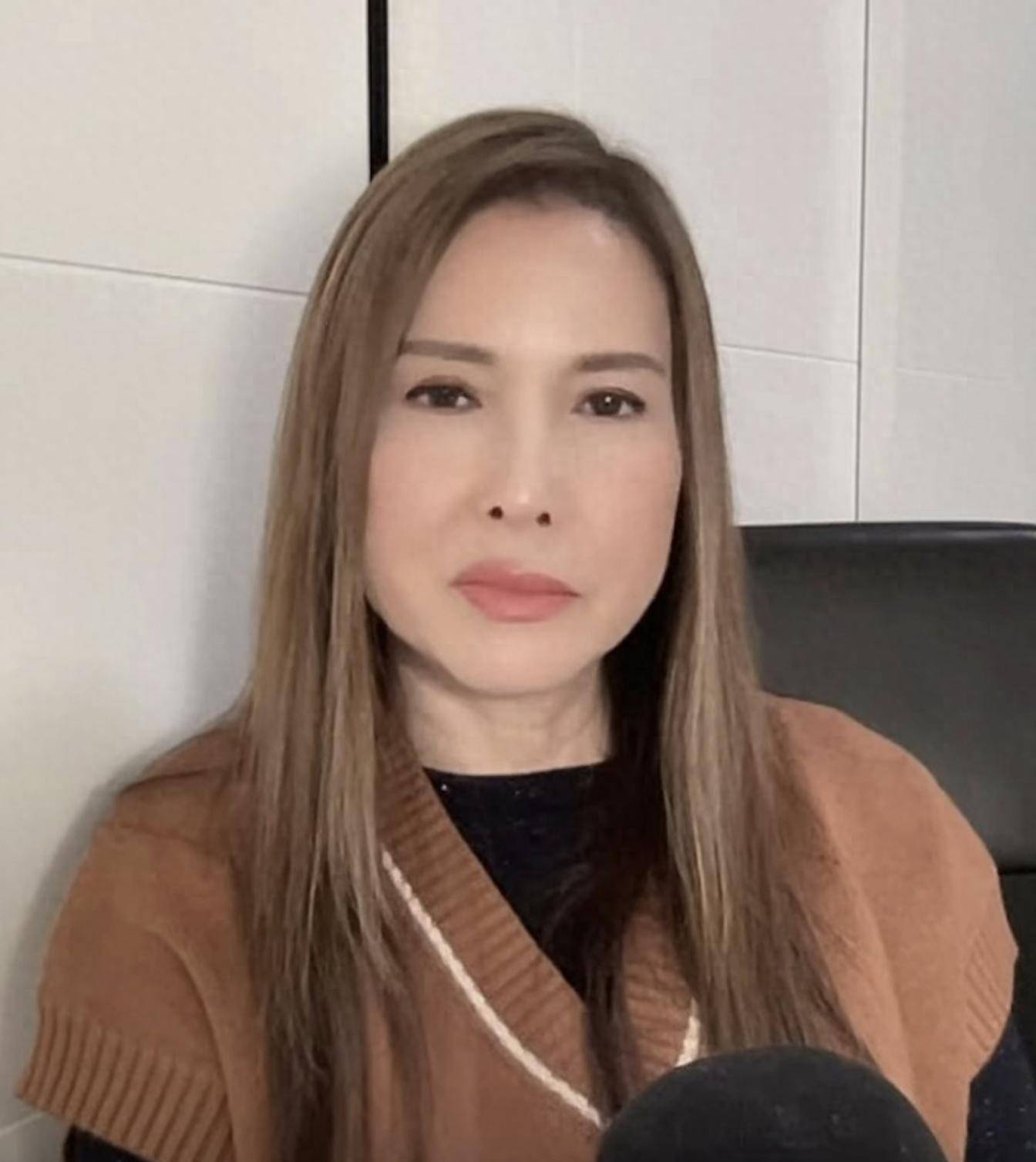 57歲港星移民加拿大稱賺錢難，想回香港擔(dān)心不適應(yīng)，兒子不會中文