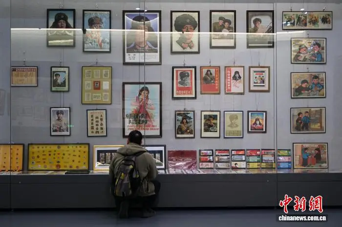 學(xué)雷鋒紀(jì)念日：約3000件雷鋒主題收藏亮相內(nèi)蒙古美術(shù)館