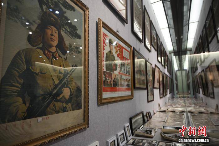 學(xué)雷鋒紀(jì)念日：約3000件雷鋒主題收藏亮相內(nèi)蒙古美術(shù)館