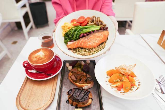 美食+文創(chuàng)+理療……在石景山這家同仁堂還能做這些？