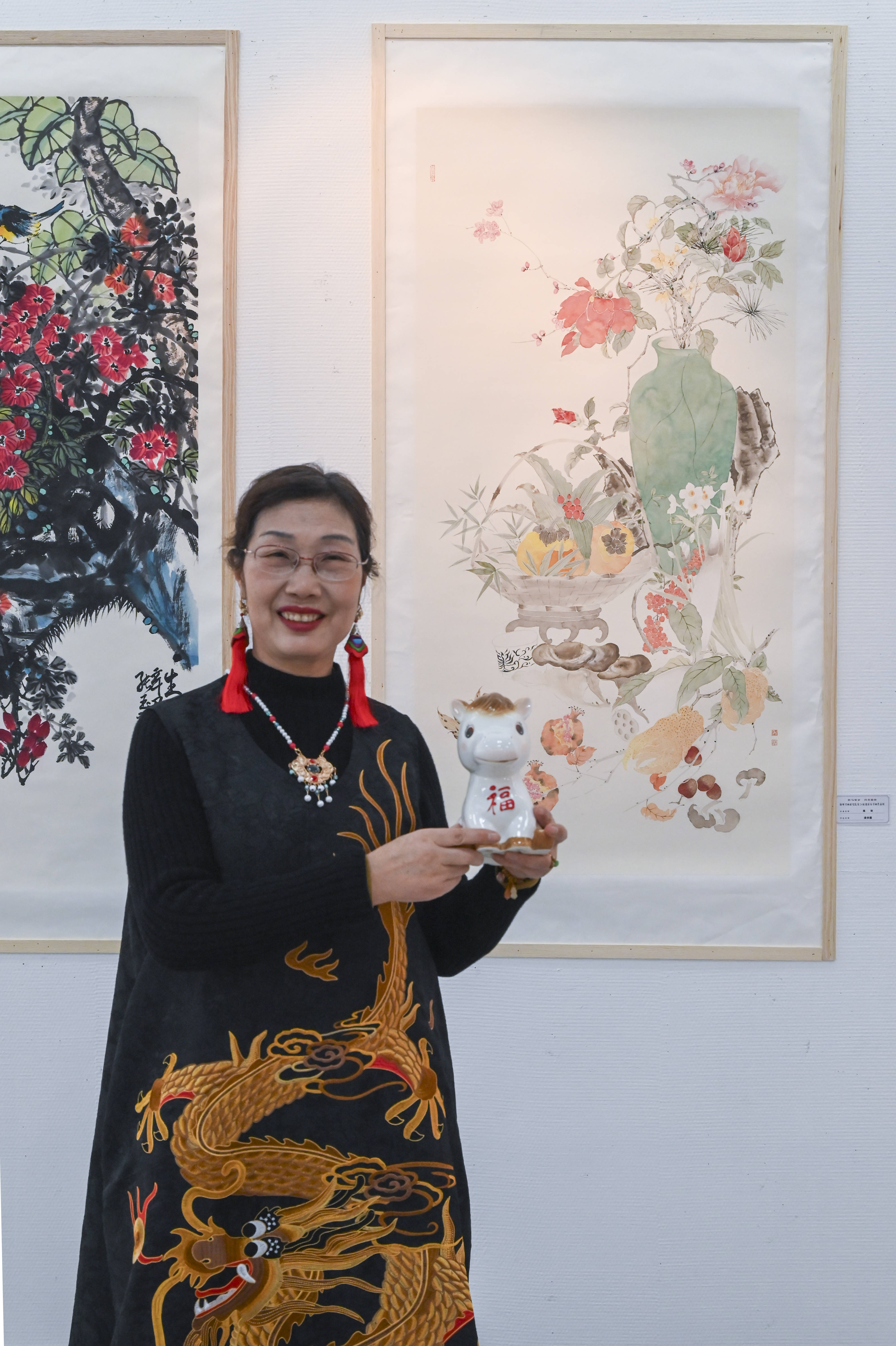 原創(chuàng)[文化揚州]歡天喜地迎馬年！當刺繡華服邂逅非遺與書畫