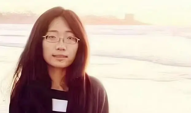 原創(chuàng)唐曉琳：北大才女赴美留學(xué)，7年內(nèi)申請博士都被拒，最后一躍而亡