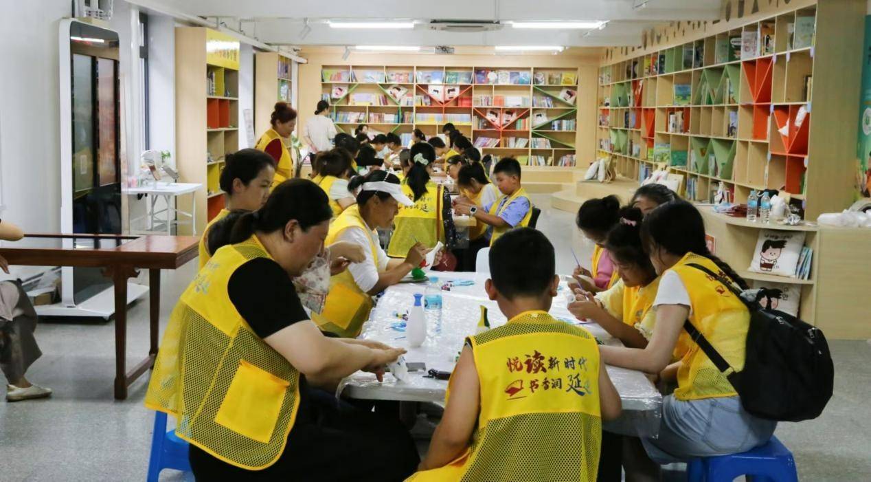 延邊圖書館“真人圖書館”傳統(tǒng)閱讀邊界