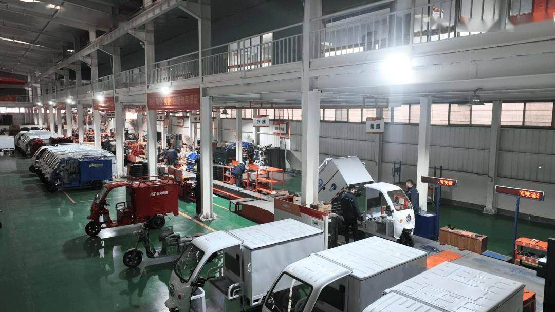 從“制造”到“質(zhì)造”！辛集快遞車馳騁京津冀