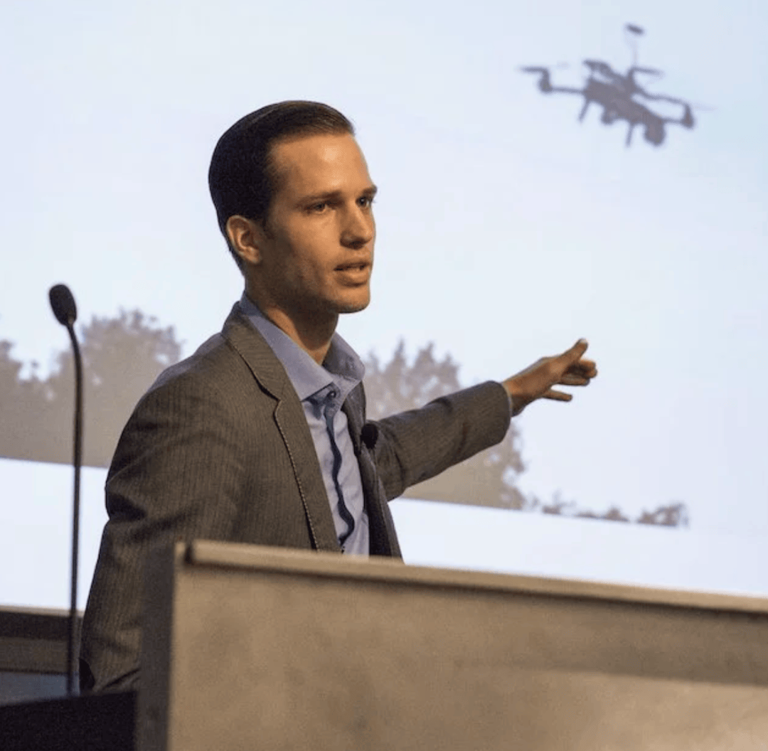 LeCun團(tuán)隊(duì)新論文：模仿人類智能搞AI，照貓畫虎死胡同