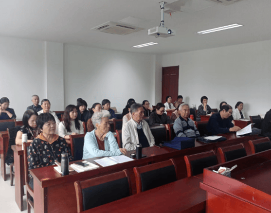 詩(shī)心未老，歲月含香——記宿遷市老年大學(xué)文學(xué)一班 | 高靜