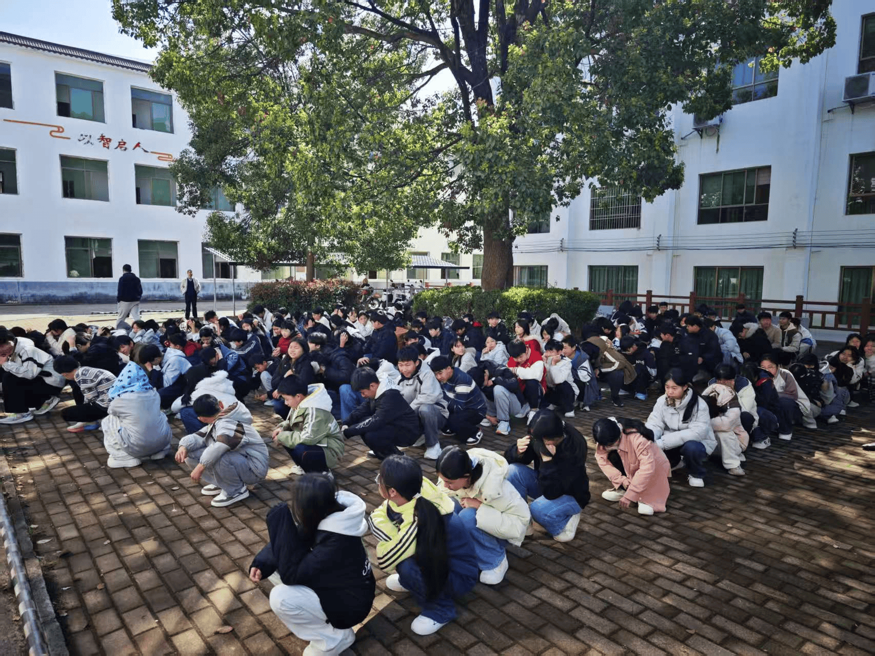 尋烏縣澄江中學(xué)成功舉辦2026年春季消防應(yīng)急疏散演練