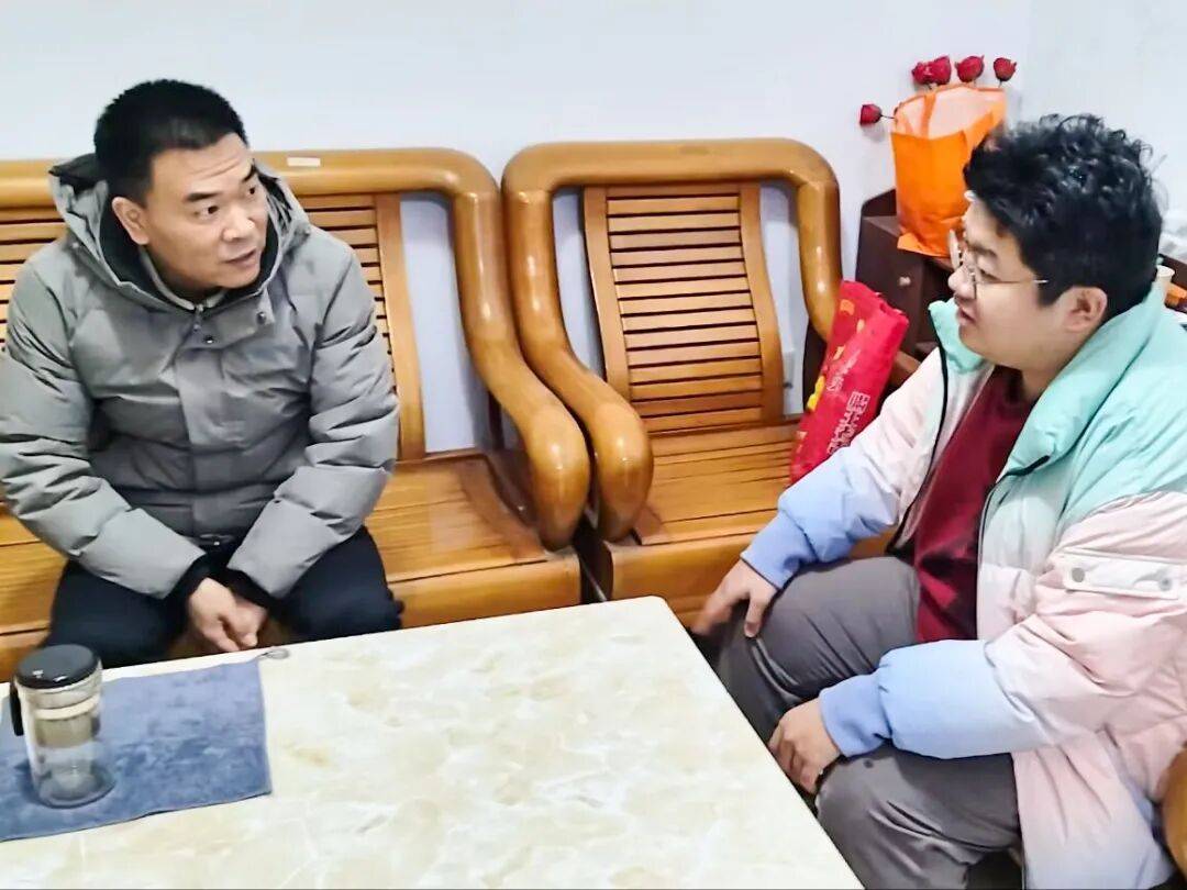 以溫情守護成長，石家莊精英中學(xué)開展家訪活動