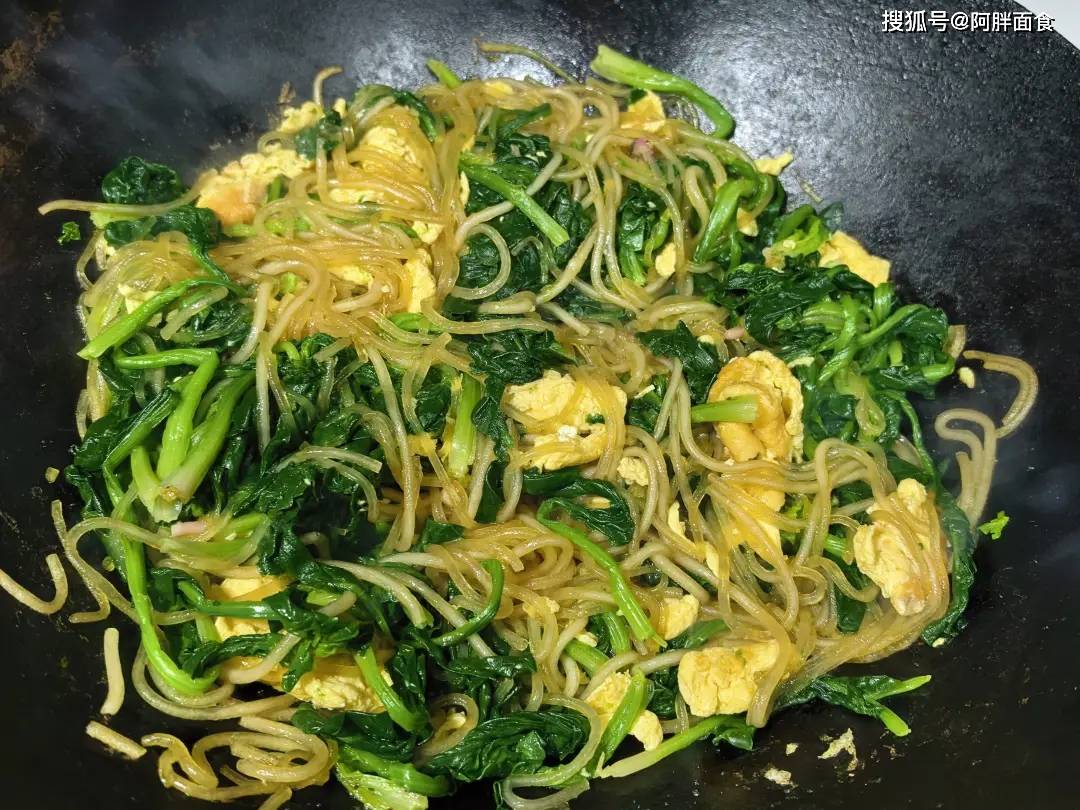 原創(chuàng)曬曬3口人的薄餅卷菜晚餐，比春餅還簡單，做法快速，營養(yǎng)好吃