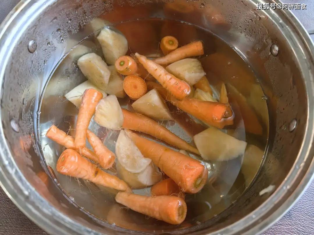 原創(chuàng)曬曬3口人的薄餅卷菜晚餐，比春餅還簡單，做法快速，營養(yǎng)好吃