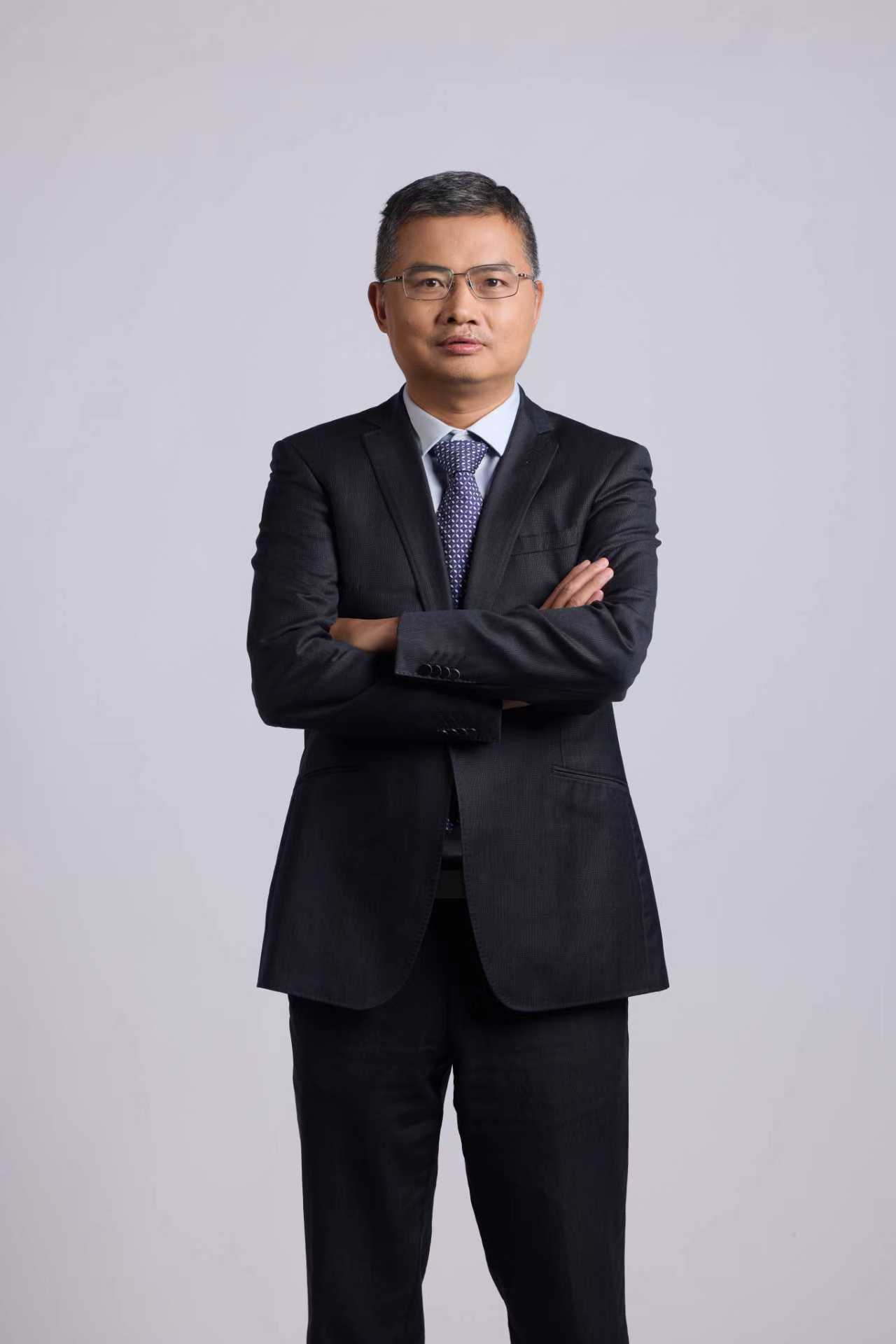 發(fā)展規(guī)劃首次立法，清華大學(xué)教授鄢一龍：把善治經(jīng)驗(yàn)變成法律